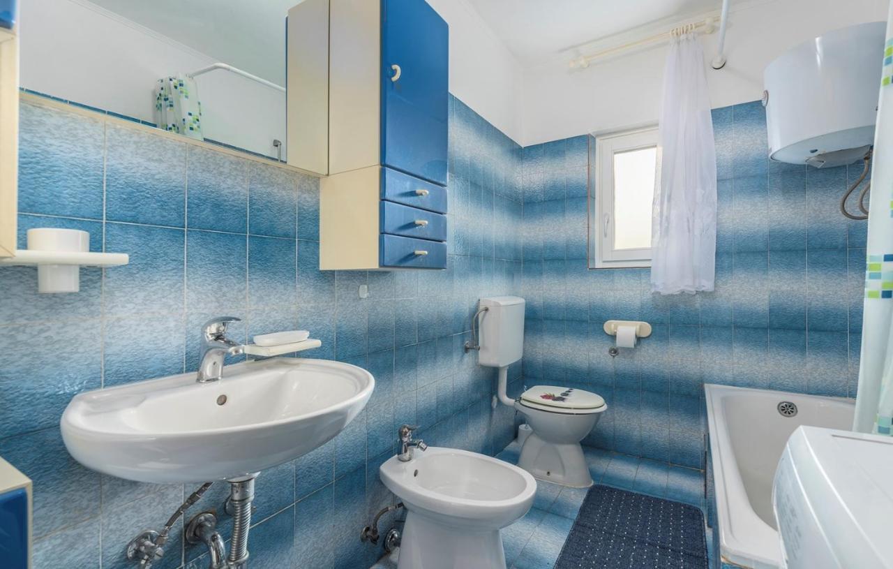 Ferienhaus Zora With Whirlpool Sveti Lovreč Pazenatički Exterior foto